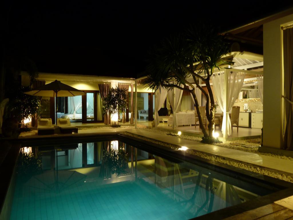 La Dolce Villa Seminyak  Luaran gambar